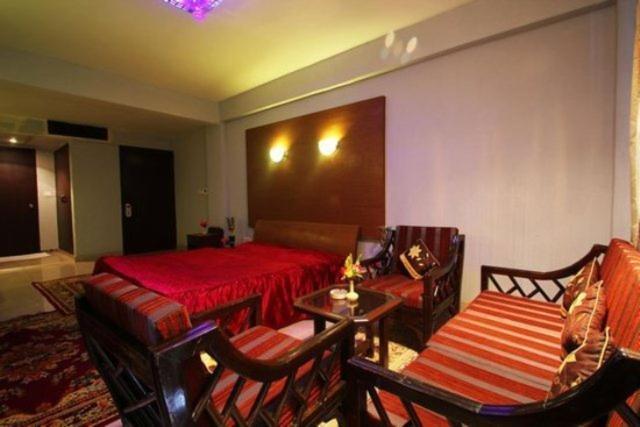 Hotel Snow Princess Manāli Kültér fotó
