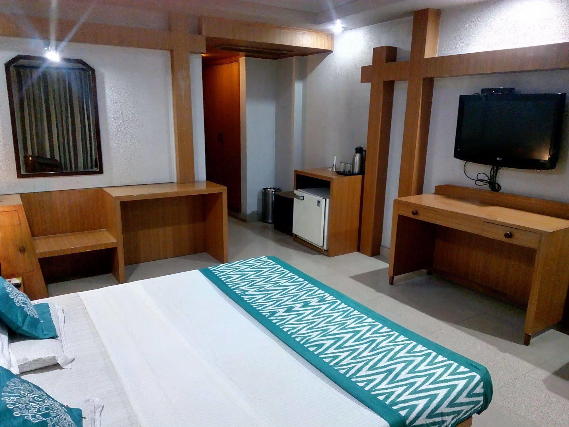 Hotel Snow Princess Manāli Kültér fotó